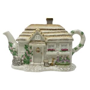 Lenox Irish Blessings Cottage Teapot Fine Ivory China Charming Cottagecore